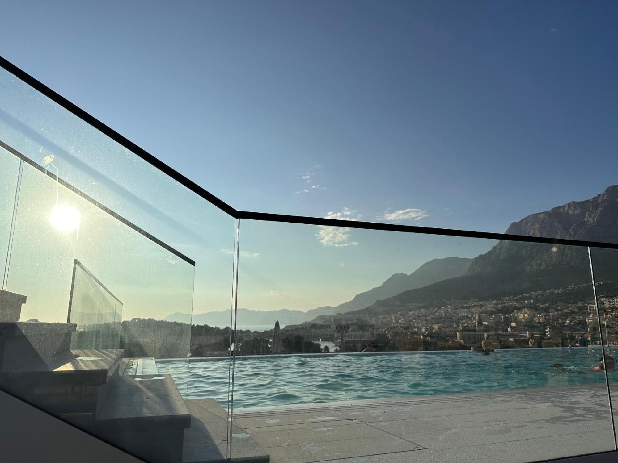 Atlantis Lux With Pool Apartment Makarska